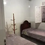 Casa 5 Mobiliada Em Residencial